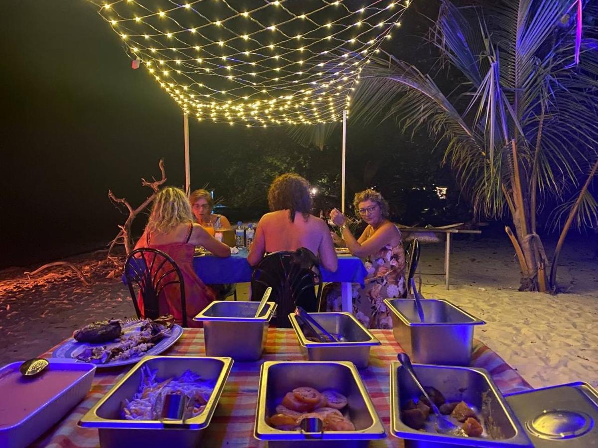 Coral Beach Maldives Hangnaameedhoo Bagian luar foto